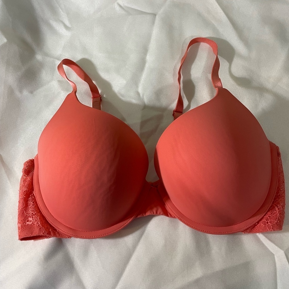 Victoria's Secret Coral Lace Bra